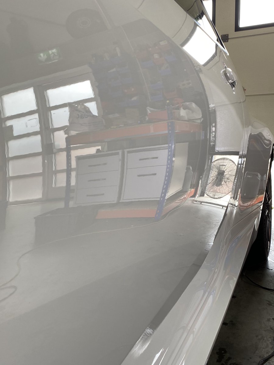 Shiny white Toyota Yaris GR 
#yarisgr #TOYOTA #labocosmeticaproducts #miracledetail #newcardetail