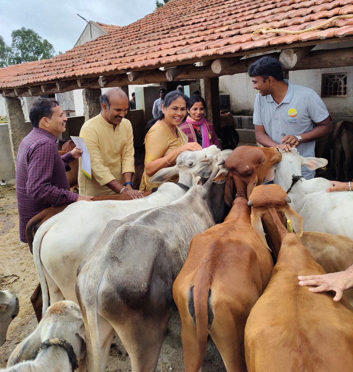 Sri Raghavendra Gou Ashrama tweet media
