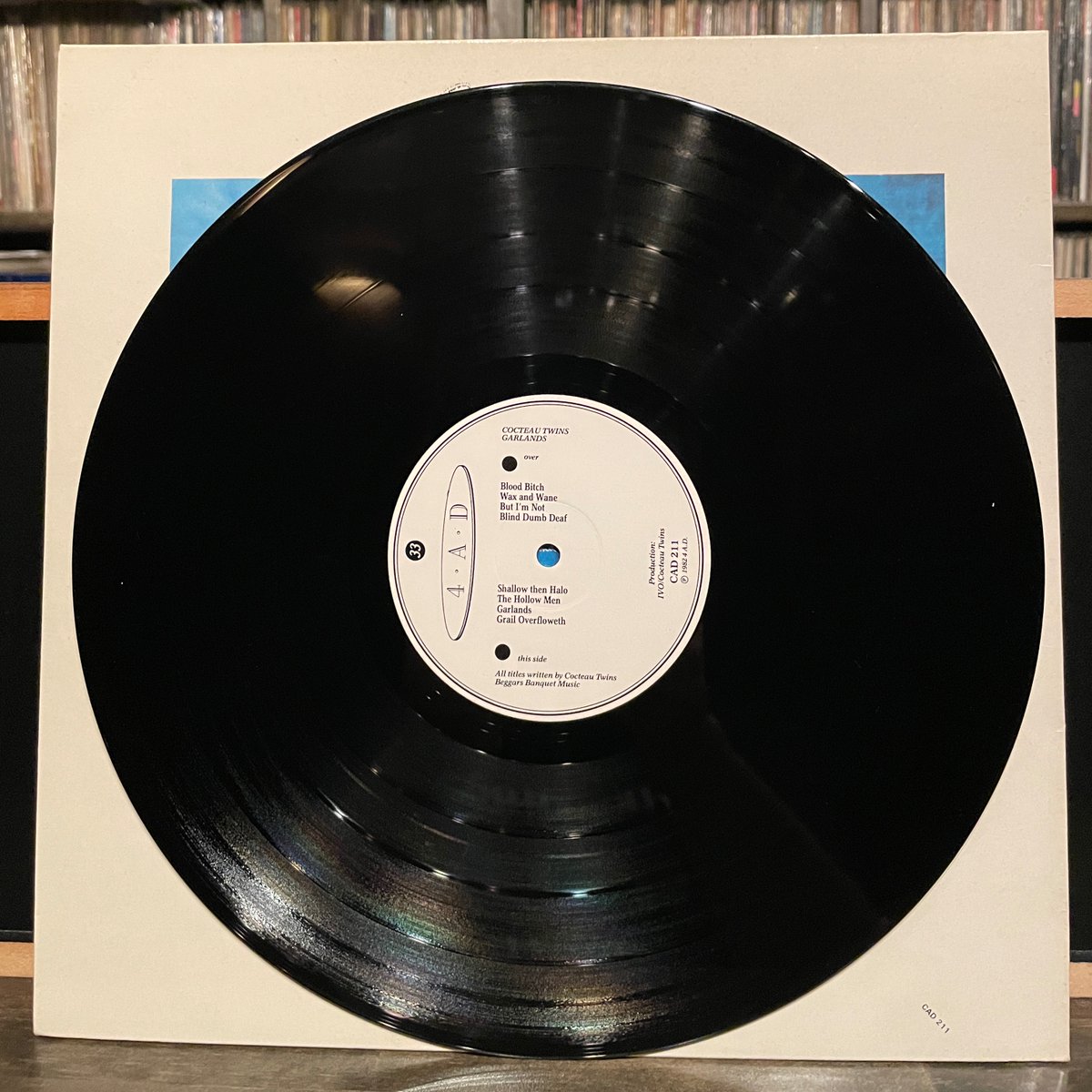 MILEHIGHCLUB202's tweet photo. ほなLPいこか
COCTEAU TWINS / GARLANDS [10 Jul 1982  4AD --- CAD 211]　　　
#CocteauTwins #Garlands #WaxAndWane #4AD #Ivo #23envelope #mhc10072022
https://t.co/D41ffMRe8V https://t.co/UyPQ5TAplg