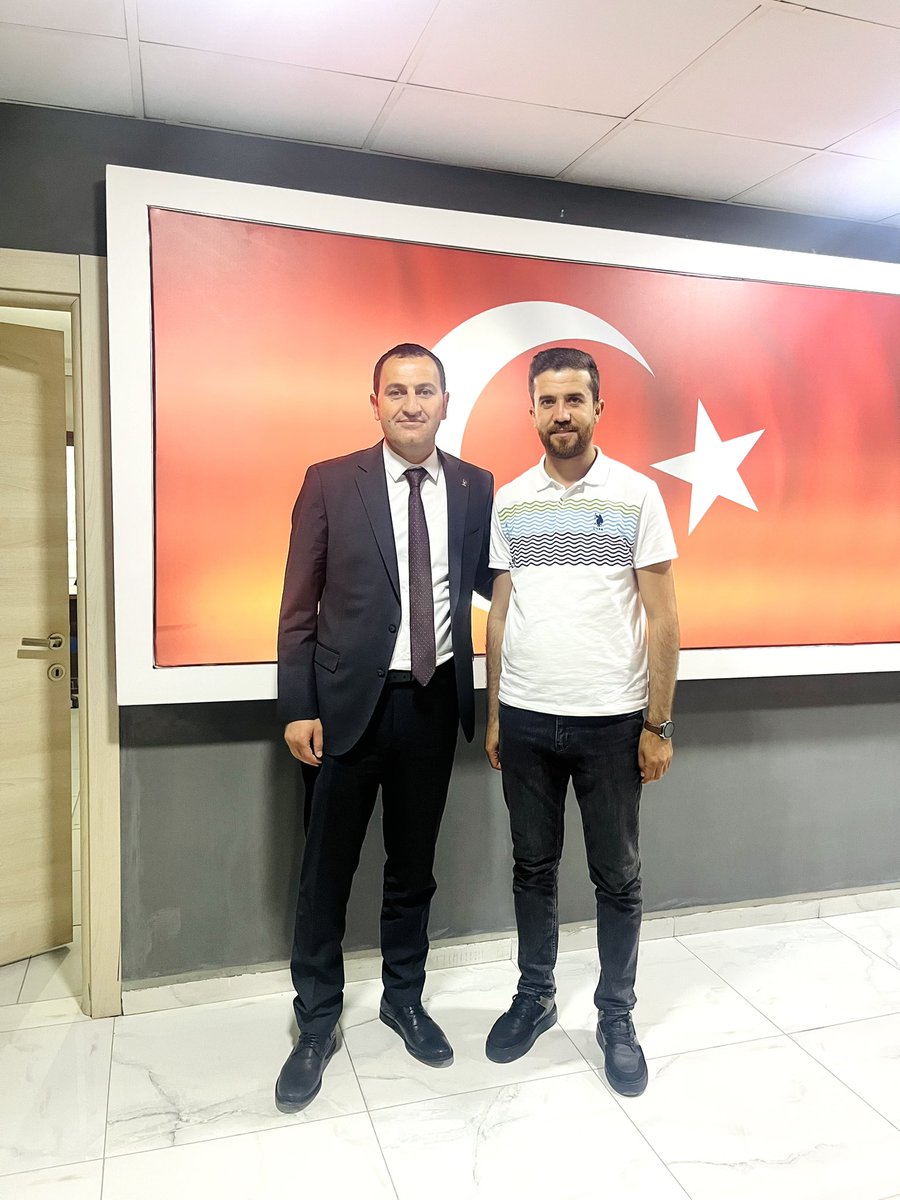 mucahit_30's tweet photo. İlçe başkanlığımızda düzenlenen bayramlaşma programında, ilçe başkanım Sn. @FatiharslanAK30 ve değerli dava arkadaşlarım ile birlikteydik

Bizleri bir kurban bayramı’na daha kavuşturan Yüce Allah’a hamd olsun https://t.co/cOIbEsk0o2