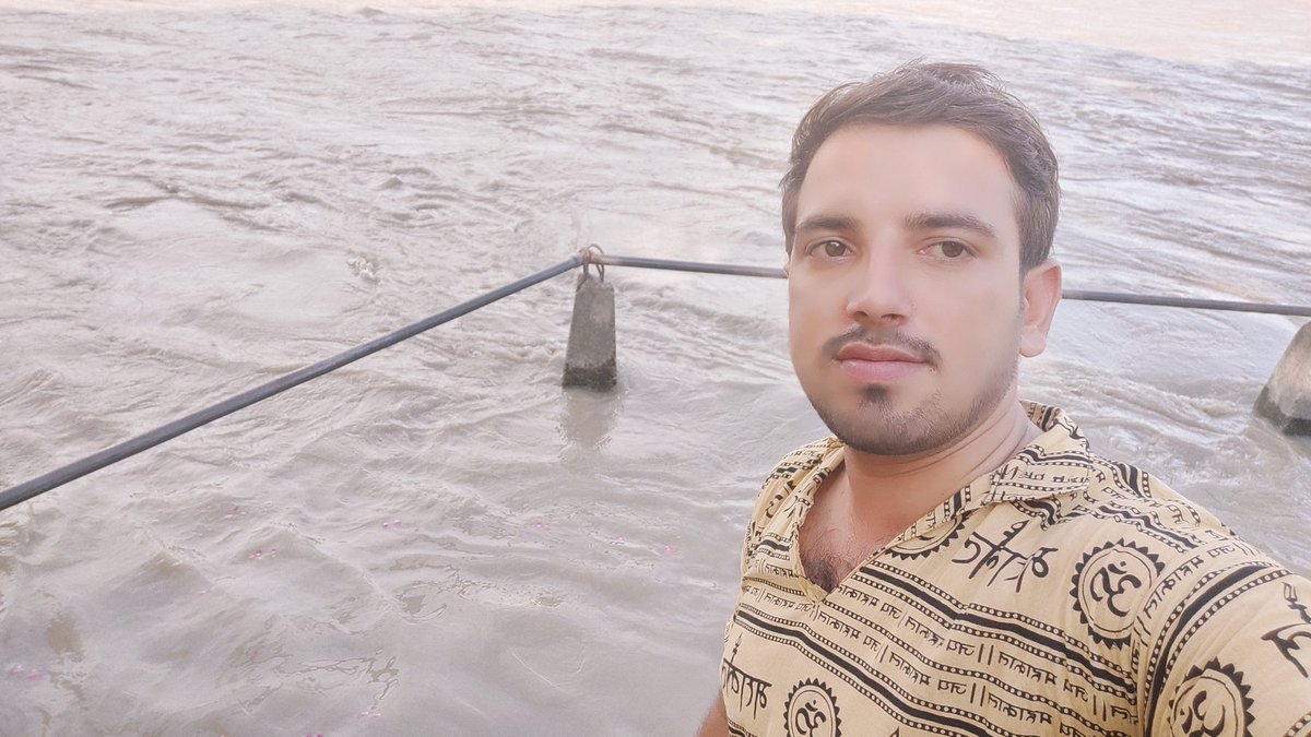 PtSanket's tweet photo. #Haridwar https://t.co/Fj5huirCsK