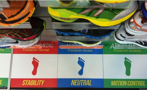 MetasSports's tweet image. ¿Cómo conocer tu tipo de pisada? Puedes realizar una evaluación de pisada de la mano de profesionales; en nuestro Centro deportivo contamos con el equipo y el personal experto para que puedas realizar con nosotros tu prueba de pisada ¡Contáctanos! 📞 0412.9383425