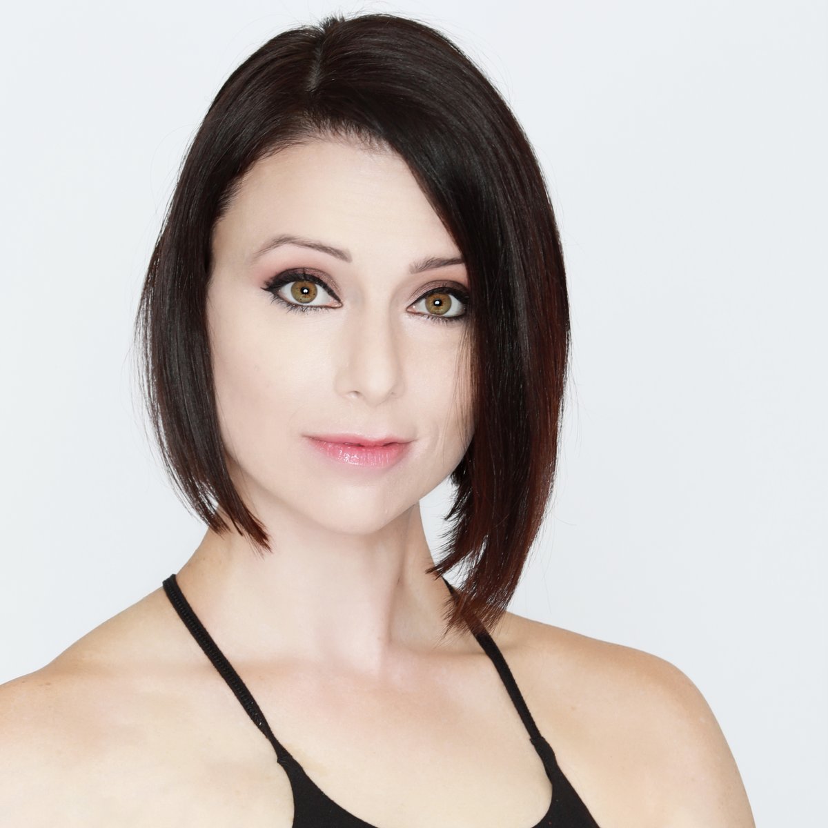 exit57studio's tweet photo. When a headshot session turns into a fashion shoot. So much fun
https://t.co/7gdwWlVMkA
#exit57studio
#exit57studiophotography
#dublinohio
#shawneehillsohio
#professionalheadshots
#professionalheadshot
#firstimpressionscount
#headshotphotos
#headshotphotography https://t.co/h6tDPsbpyl
