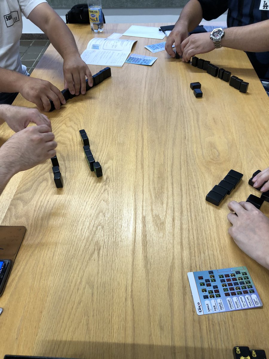 hitomiBG_'s tweet photo. 本日は、ボードゲーム会お疲れ様でした♪
私もTRPG初体験♪最高でした!
GMを行なって下さったチャーリーさんありがとうございます。
毎回ゲーム持参・インストしてくださるベテラン勢の方々のお陰で楽しく運営できています!
toy toy toyの子供店長は、8歳で大人と普通に重ゲーできる天才!! https://t.co/SrbnxfwOie