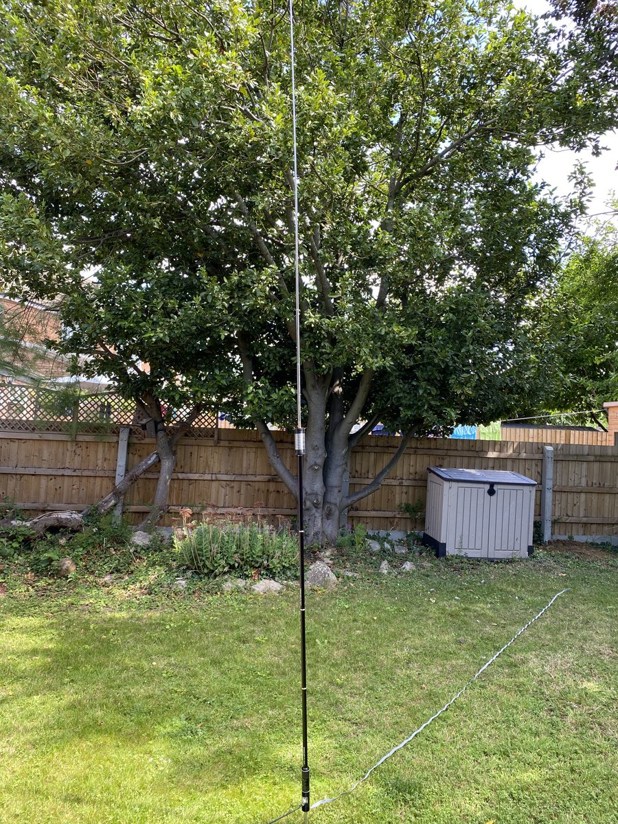 G4SGI's tweet photo. Just got 7 QSOs in IARU HF contest in 10 minutes with 5W QRP USB into this JPC-7 portable antenna on 20m. It works!!! #hamr #hamradio https://t.co/Ayj1hWnPYS