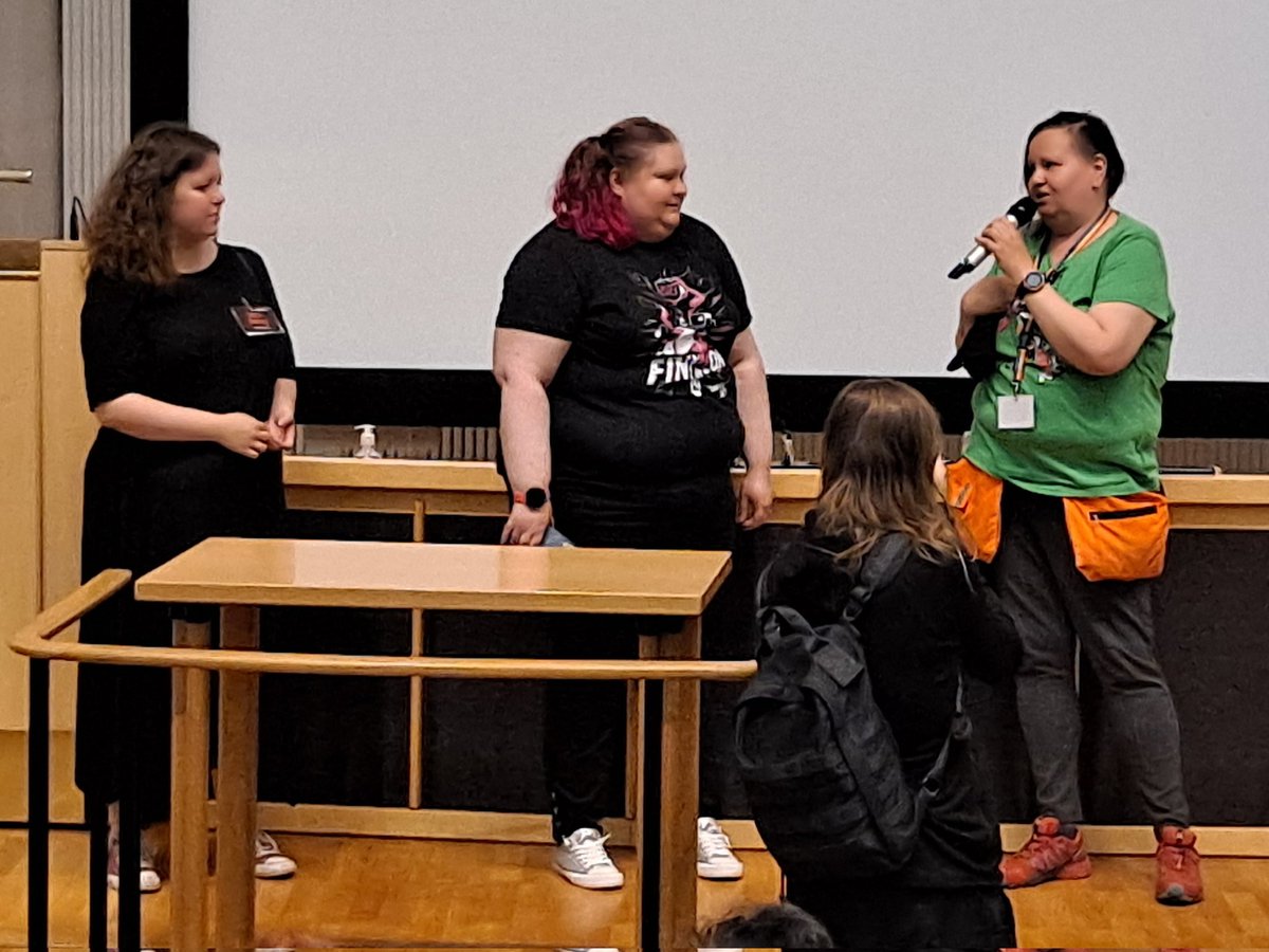 Finncon2022's tweet photo. Päättäjäiset ovat nyt takana ja tämän vuoden Finncon kiittää! Seuraavana vuonna sitten Tampereelle! #finncon #finncon2022 #suomalainenfandom https://t.co/slq96jV2UE
