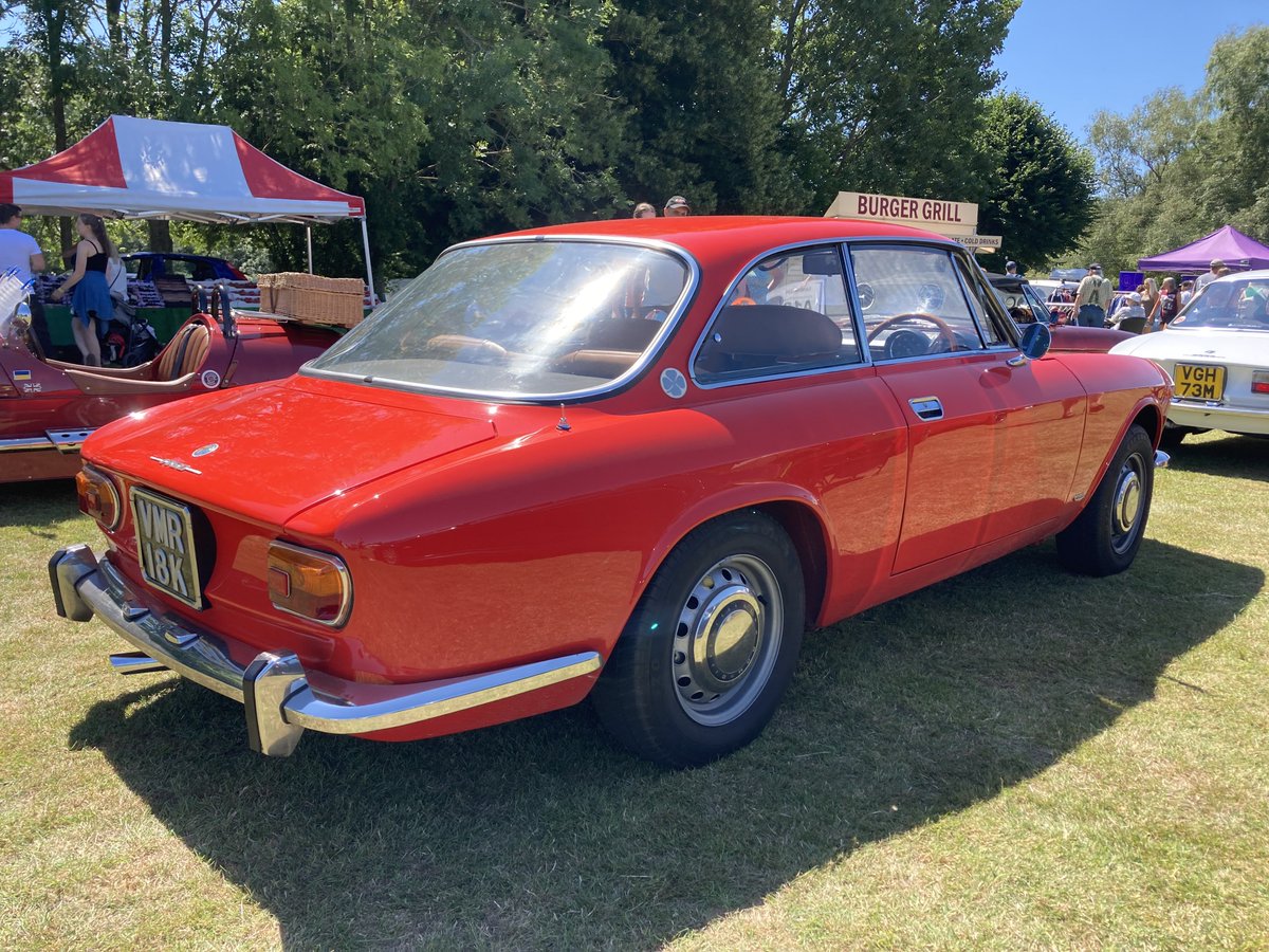 judith_sheen's tweet photo. #AlfaRomeo https://t.co/zlSthtxPqS