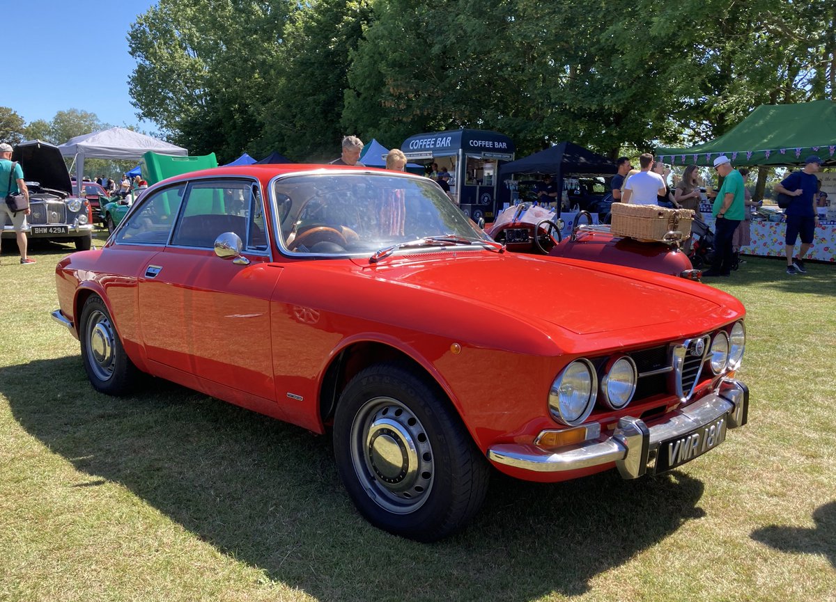 judith_sheen's tweet photo. #AlfaRomeo https://t.co/zlSthtxPqS