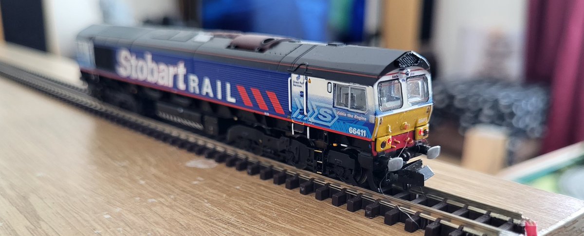 IRMA_Ipswich's tweet photo. One for all the #EddieStobart spotters! A quick service and 66411 Eddie the Engine is back into service today. #Class66 #DRS #modelrailways https://t.co/sMLasfnYJZ