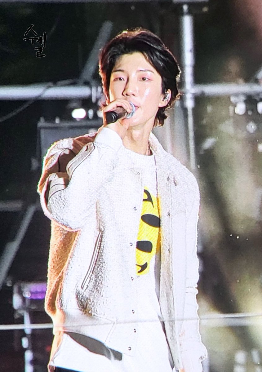 220710 프리뷰

#WINNER #HOONY #위너 #이승훈
<a href="/official_hoony_/">official_hoony_</a>