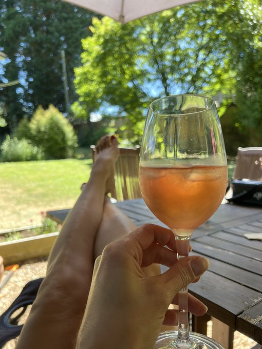 Cheers everyone #sundayvibes https://t.co/3fnzvkHcKt<a href="/tag/sundayvibes"class="tags">#sundayvibes</a>