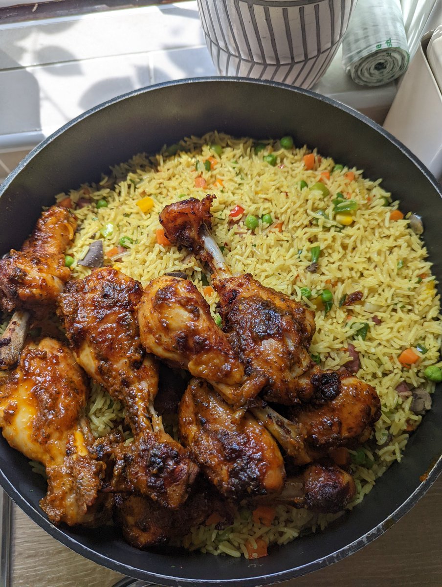 Tellemmmmm's tweet image. Lunch