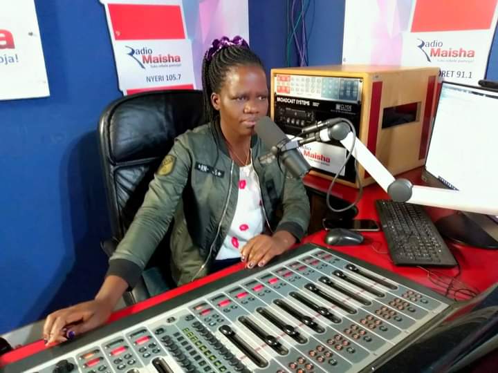 Ronny Reagan (@ronnyreagan10) on Twitter photo Atarejea tena saa kumi na moja ikigonga ndipo <a href="/EK_Kirong/">Esther Kirong Chepkoech</a> binti anatesa mjini huyu. Atarejea tena saa kumi na moja ikigonga ndipo <a href="/EK_Kirong/">Esther Kirong Chepkoech</a> binti anatesa mjini huyu.