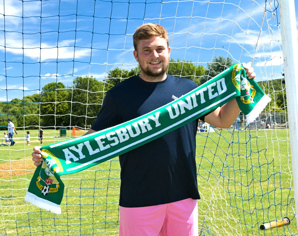 AylesburyUtdFC's tweet image. 👋 @Archie1davis 

7⃣7⃣ appearances