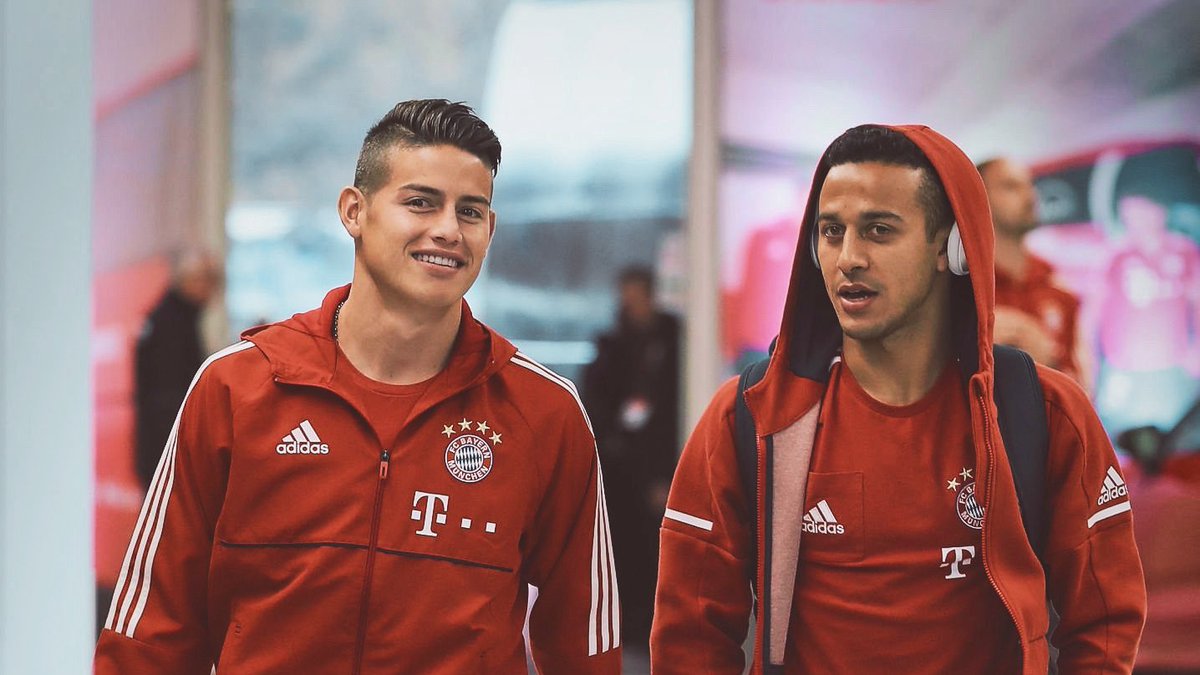 cmebayern's tweet photo. The things I would do to have them both at Bayern again 💔 https://t.co/tPNZQPxMbg