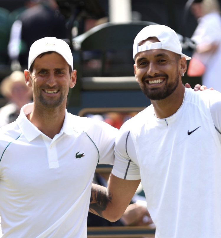 BLUEfingérs 💙💛 tweet media