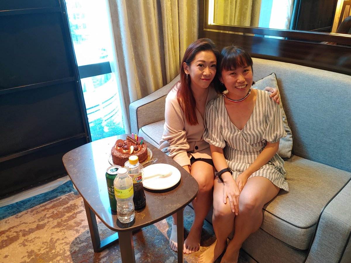 JenJiani's tweet photo. Thanks to my god sis that present me gifts and wonderful staycation #july2022birthday #sg #thankyou https://t.co/4PXvEfrrMT