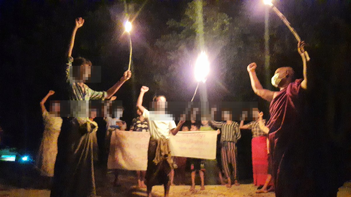 Wamtha2021's tweet photo. နေ့စဥ်သွေးမအေးပဲ စစ်အာဏာရှင်ကို ကြံ့ကြံခံတော်လှန်နေဆဲဖြစ်တဲ့ ပြည်/ခွန်သပိတ်...

#2022July10Coup
#HelpMyanmarIDPs 
#WhatsHappeningInMyanmar
#pyigyitagonstrik 

#အရေးတော်ပုံအောင်ရမည် 

#အဂ္ဂဝံသ https://t.co/8E5P29nuGp