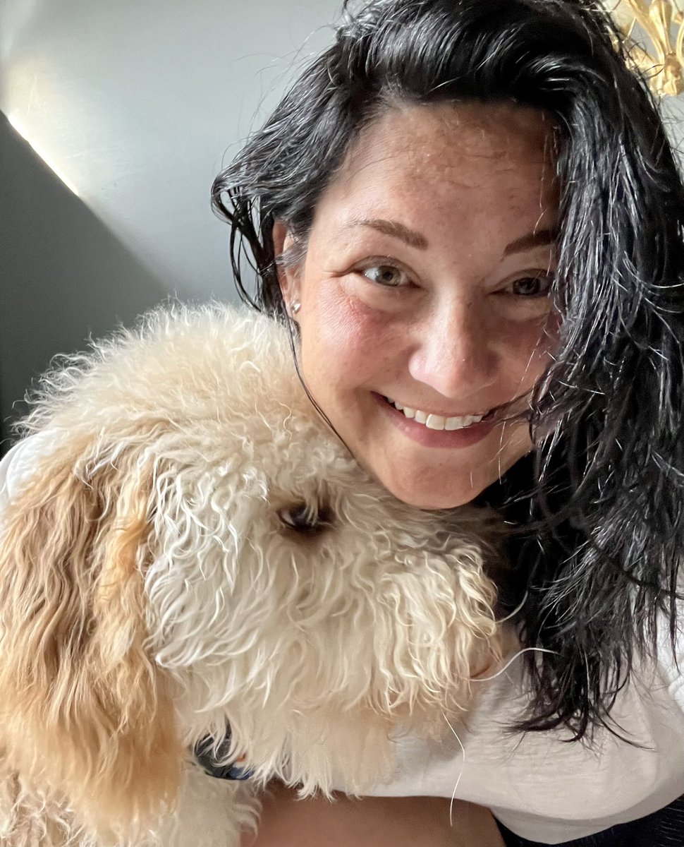 Lisa_MCross's tweet photo. When your sister has a dog π© youβve been trying to take for 3 years and she asks if you want one of your ownβ¦ you say βYES!!!!β Ready for our 17 hr road trip π!!! #FL2KS #CoopDoogieDog #dogsoftwitter #goldendoodle #CoopALoop https://t.co/A4g1k6y7gE