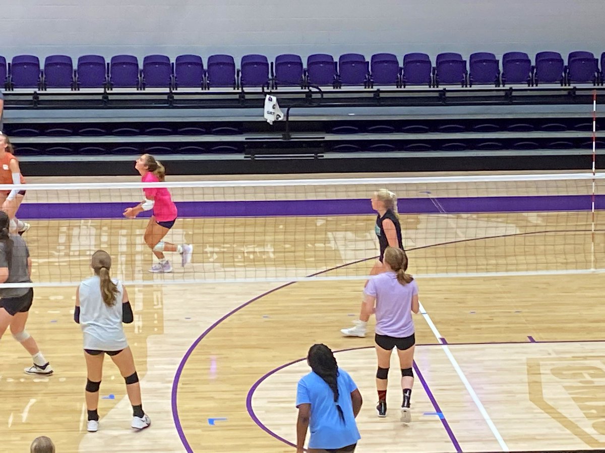 Thank you <a href="/TNUVolleyball/">Trevecca Volleyball</a> for an amazing camp! I got my workout in for sure! 

#pinkshirt #Recruiting #classof2024 #volleyball #libero