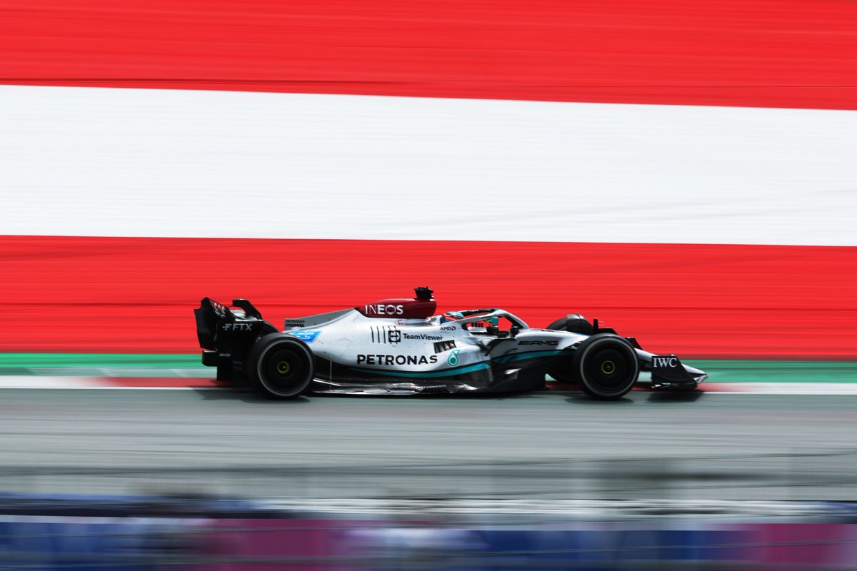 MercedesAMGF1's tweet photo. LAP 28: George making solid progress on the Hard tyre, still struggling with some understeer but steadily making up places - currently P11 https://t.co/QfS5k3AeXa