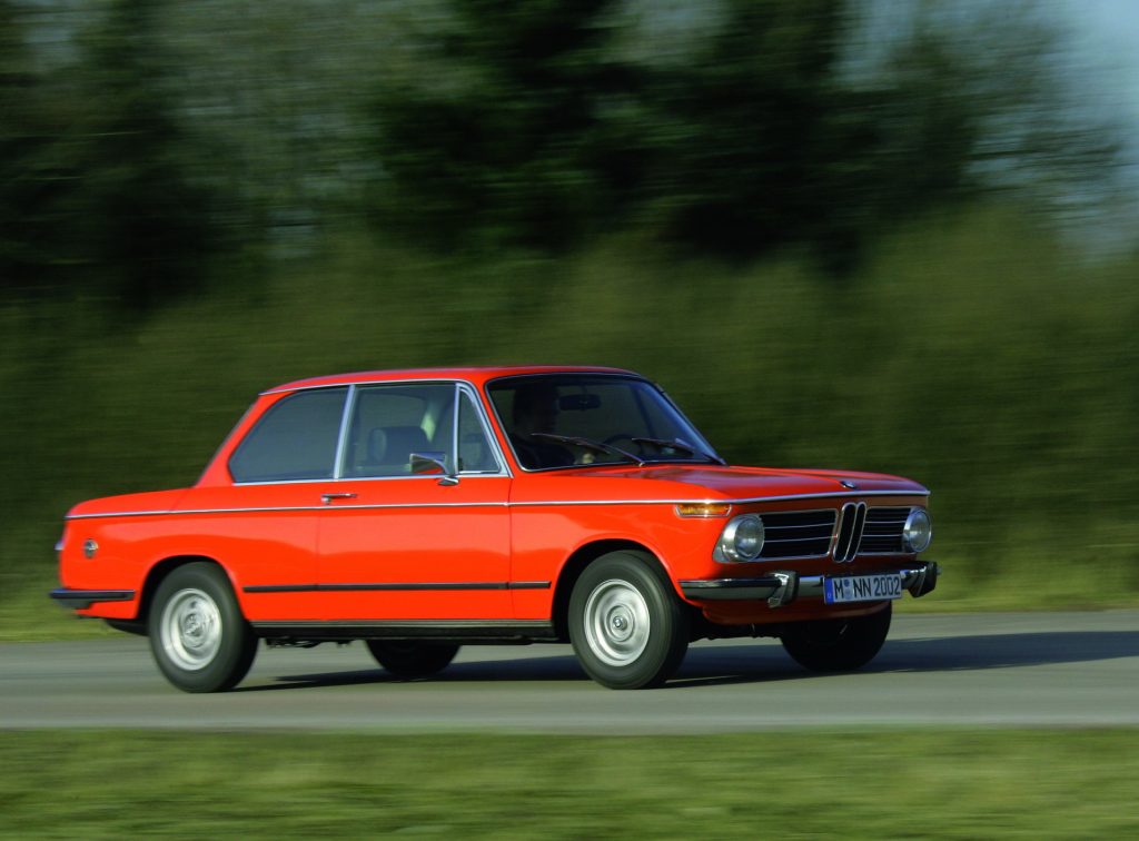 1972 BMW 2002 Restomod carnewscafe.com/2022/07/1972-b…