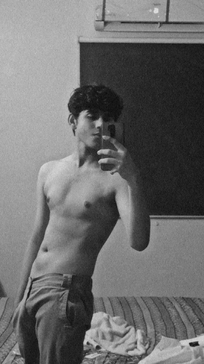 RayMNGMT's tweet photo. 6 mahine ruk ja meri body banne wali hai 🙏🏻💯 https://t.co/39qS1yzWqN