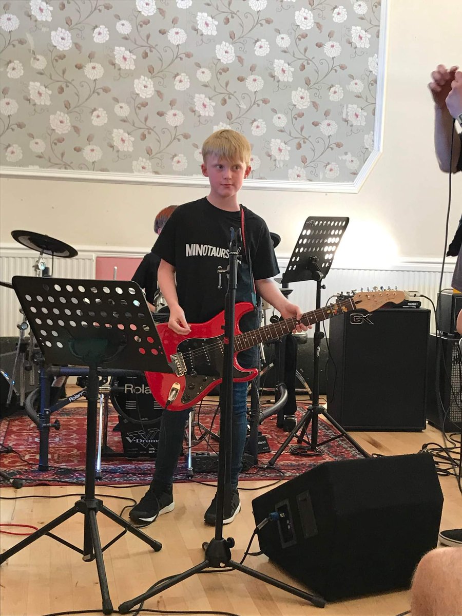 debsy21's tweet photo. Ben playing his first gig with his band, The Minotaurs. Rock on.
@Y5Southdale @SouthdaleSchool @SouthdaleHead https://t.co/yKegqqBD8W