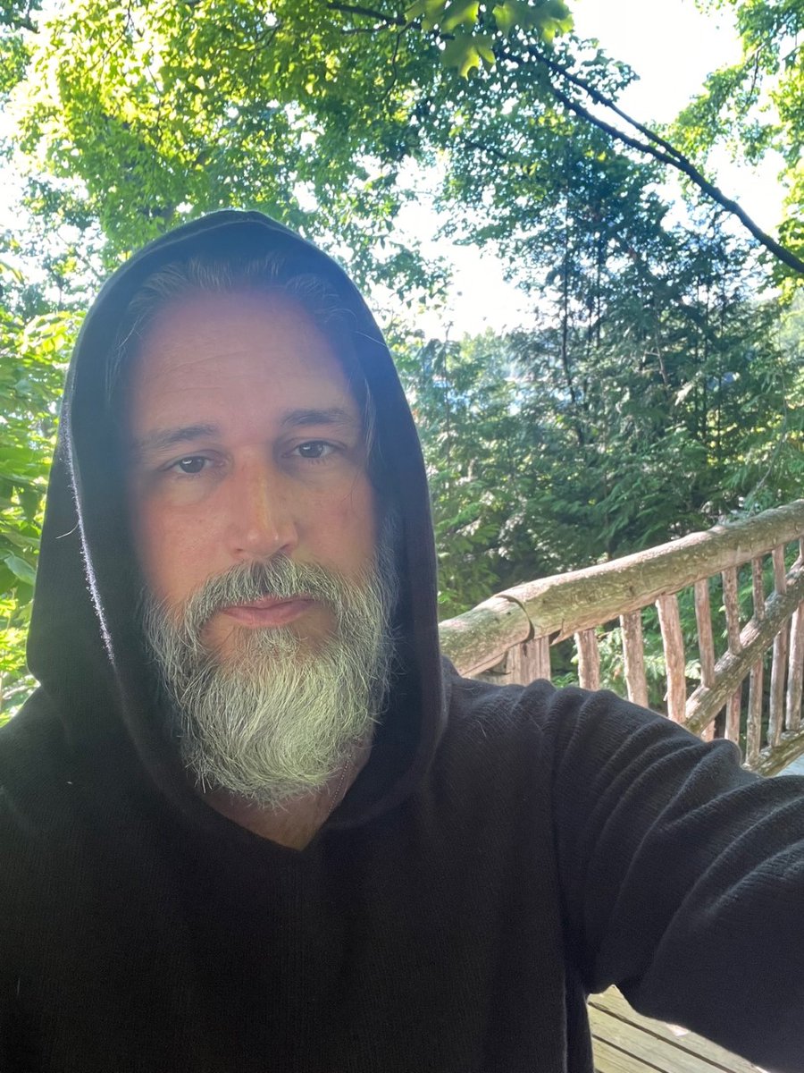 KalamazooNature's tweet photo. It's a beautiful day.
Spend some time outdoors and snap a Sunday Selfie!
Post your pic's below!
π·Derek Reeverts
#sundayselfie #nature #puremichigan #awesomemitten #trails #naturalmichigan #greatlakes #lake #river #rivers #kalamazoo #westmichigan #sundayvibes #twitterselfie https://t.co/ci3fTBNaMi