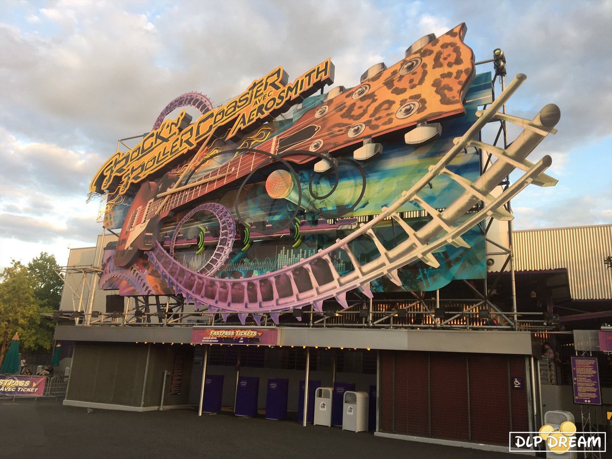 DLP_World's tweet photo. From this (2019)                 To this (2022) https://t.co/07HPd208kd
