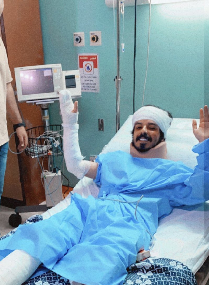 غازي حمد | Ghazi Hamad (@ghazi_hamad) on Twitter photo "
وش صار على اخواني في #عيال_نوف ؟ 
ولا ارجع اكمل غيبوبة احسن ؟ 🏃🏻♂️😂 "
وش صار على اخواني في #عيال_نوف ؟ 
ولا ارجع اكمل غيبوبة احسن ؟ 🏃🏻♂️😂