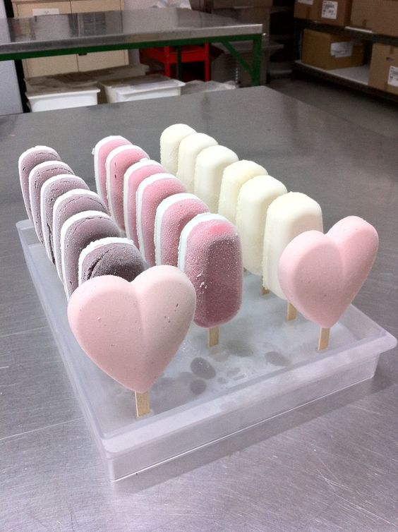 daily_dolce's tweet photo. Heart shaped ice cream https://t.co/BrEdplA2Br