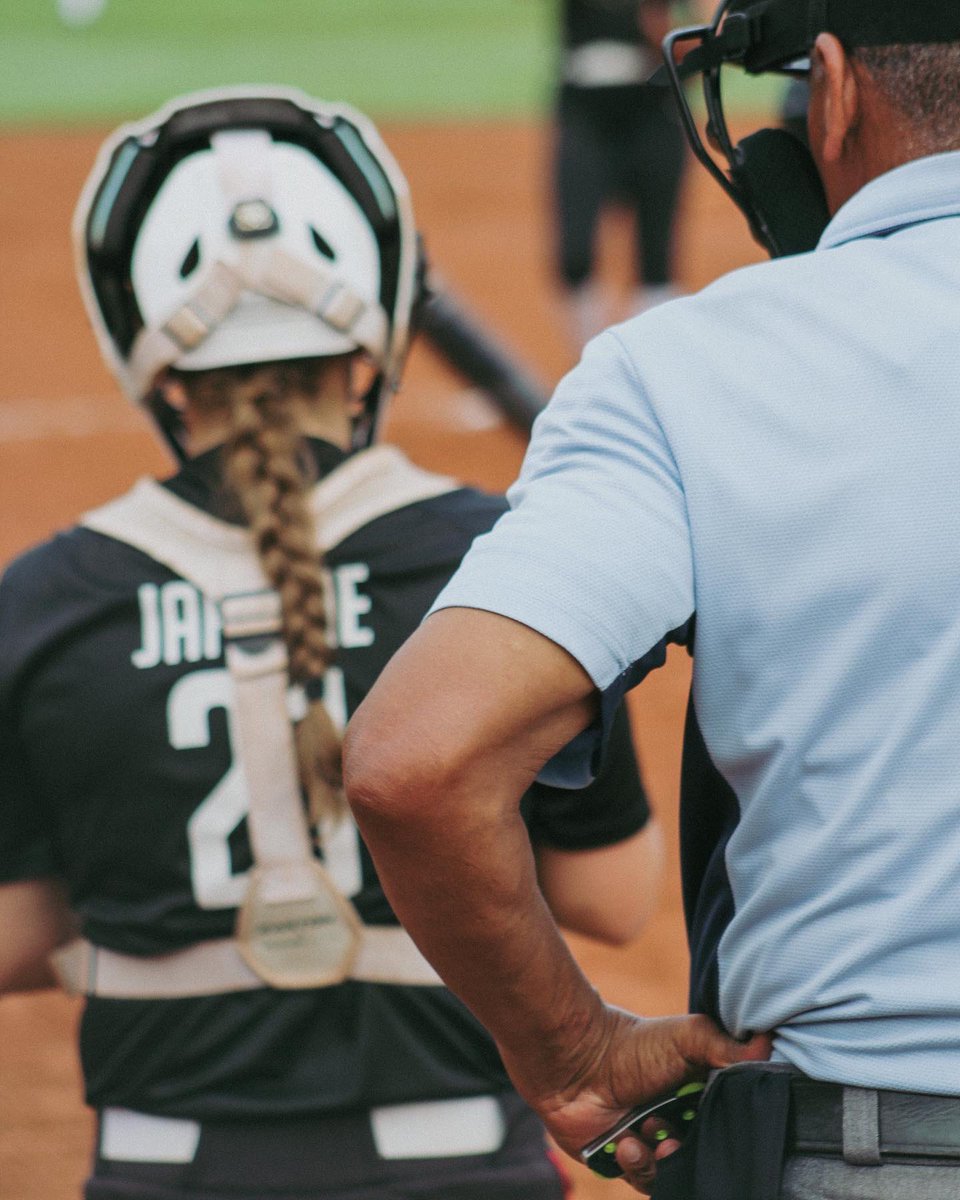 legacyshowcase1's tweet photo. Shots from Kennworth Park this morning 📸 #18Ushowcase 🥎 https://t.co/it2VtZIbax