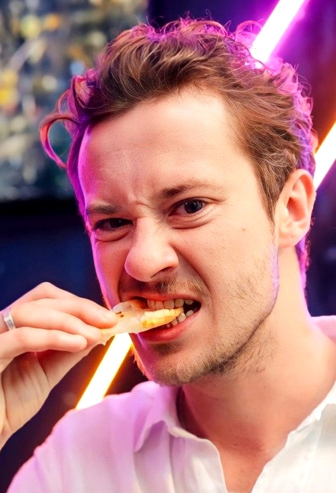 Have a nice Sunday Everyone...❤️ #StrangerThings