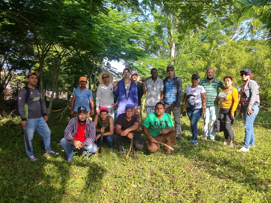 AmppUNoris's tweet photo. Se efectuó jornada de trabajo voluntario en el municipio Urbano Noris https://t.co/tpHZUNp8TN #UrbanoNorisViveYTrabaja #26Julio #Holguín https://t.co/X8zncbsOXT