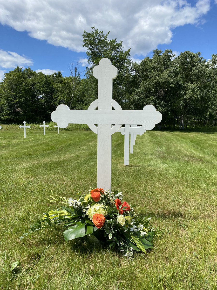 175th anniversary, 6 July: desperate Irish famine refugees arrived Grosse Île 1847. Beautiful and moving ceremony by <a href="/ParksCanada/">Parks Canada</a>  and Irish Heritage Quebec.  <a href="/IrlEmbCanada/">Irish Embassy Canada</a> <a href="/IrlinVancouver/">Consulate General of Ireland in Vancouver</a> <a href="/strokestownpark/">National Famine Museum | Strokestown Park</a>