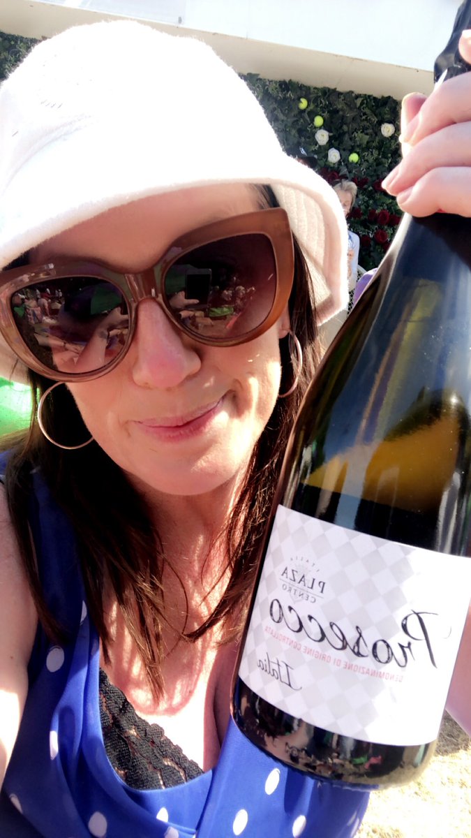 therealpaulac's tweet photo. I’m putting out a disclaimer @therealpaulac isn’t the one who has had 700 drinks bro 😝 @Paul_in_NI @paulmccourt @PenHitsPaper @oldindiekid1 #Wimbeldon2022 https://t.co/UV2C54lF7o