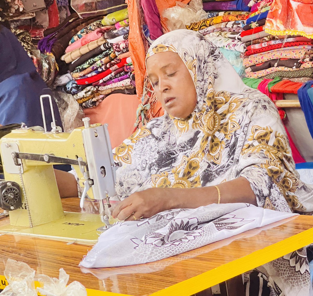 ADAMAcademy3's tweet photo. After months of Tailoring training’ now they are business owner generates income and coveres their household needs better before. 20 female in @Burco city tailoring skill workers who specially belongs the minority clans in Somaliland made success their Business’s.
Thanks @USADF, https://t.co/dvpIlis5wq