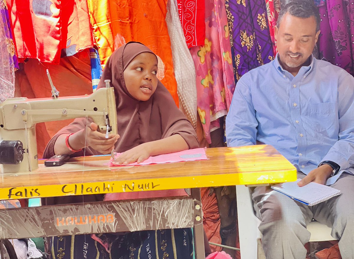 ADAMAcademy3's tweet photo. After months of Tailoring training’ now they are business owner generates income and coveres their household needs better before. 20 female in @Burco city tailoring skill workers who specially belongs the minority clans in Somaliland made success their Business’s.
Thanks @USADF, https://t.co/dvpIlis5wq