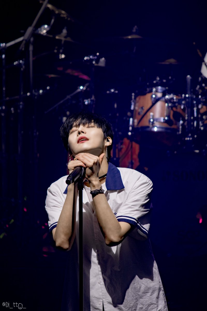 Di_tto_'s tweet photo. 220710 #ONEWE #원위 #용훈 #진용훈 https://t.co/OT3E8fWVeq