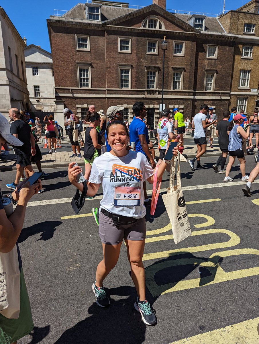 KathMora's tweet image. I finished my London 10k race.

Sightseeing London in a different way.

#SummerHard @JesseItzler