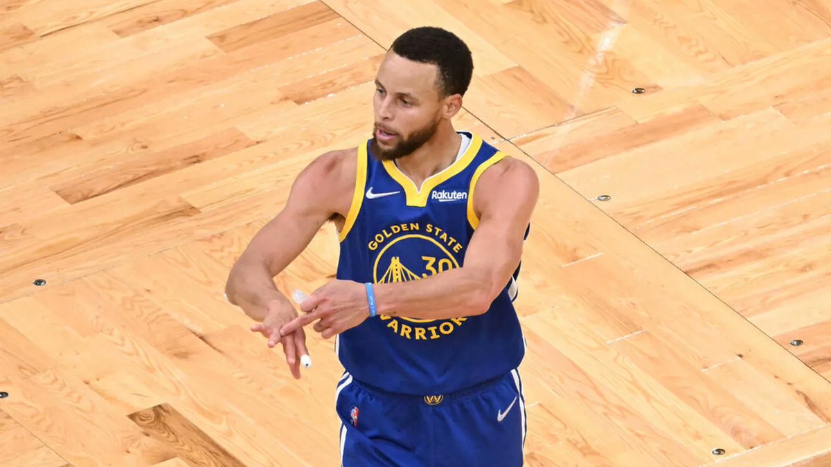 WarriorsMuse's tweet photo. Stephen Curry’s UNREAL 3rd Quarters through the years [THREAD] https://t.co/xTRZ5q2tG3