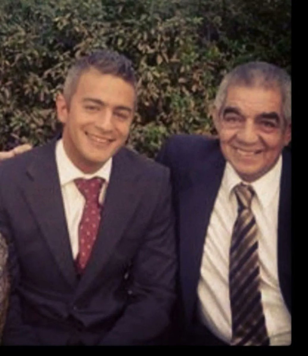 Feliz día a todos los padres !! Agradecido y orgulloso de llevar este título, el escuchar de tu vocecita "cómo estás papi? Que contas? Te amo" es lo más !! ❤️🌟