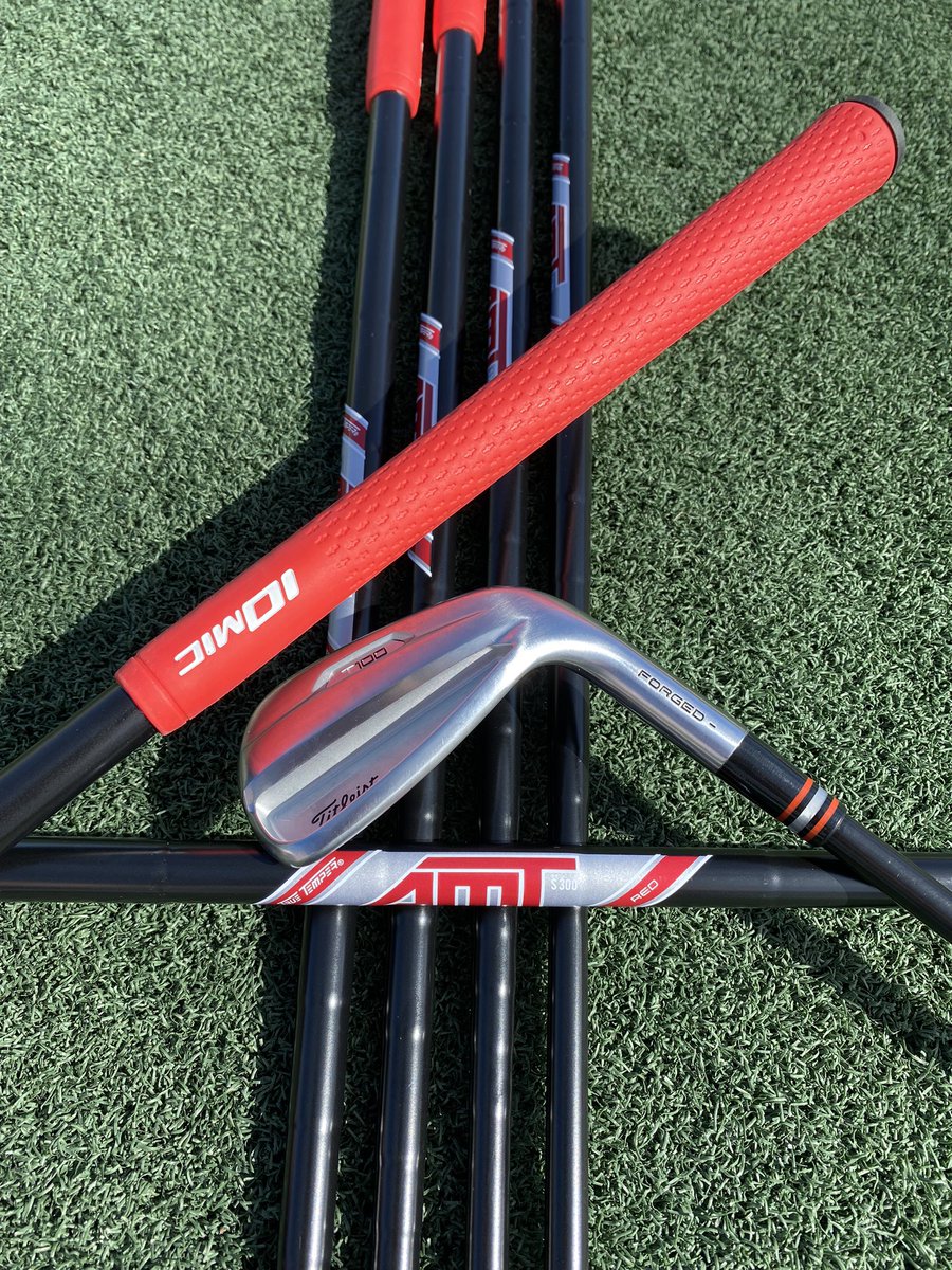 klbuildcentre's tweet photo. When retro builds turn out better than expected 😍😍😍

@Titleist T100 4-P
@truetempergolf AMT Red Onyx S300
@IOMIC_USA Sticky 2.3 Red

#custombuilt #dons #devils https://t.co/YVEL3XVsxL
