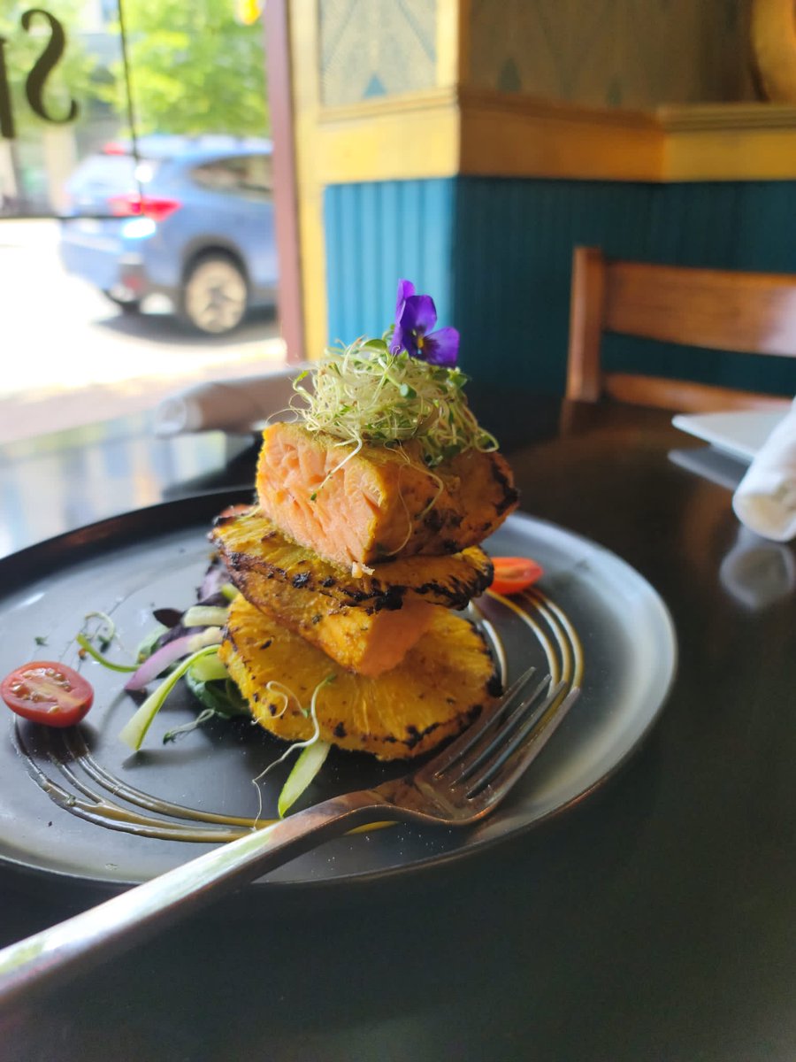 KraftSpice's tweet photo. Salmon Tikka Pineapple (Gluten Free)
Salmon and pineapple rubbed with aromatic spices grilled in clay oven
#visitdelray #washingtonpost #ClarendonVA #arlington #arlnow #arlingtonva #indiancuisine #ramwdc #Eater_dc #indianfood#delrayva #alxnow
#northernvirginiamag #visitalexva https://t.co/BPlLiOZKa9