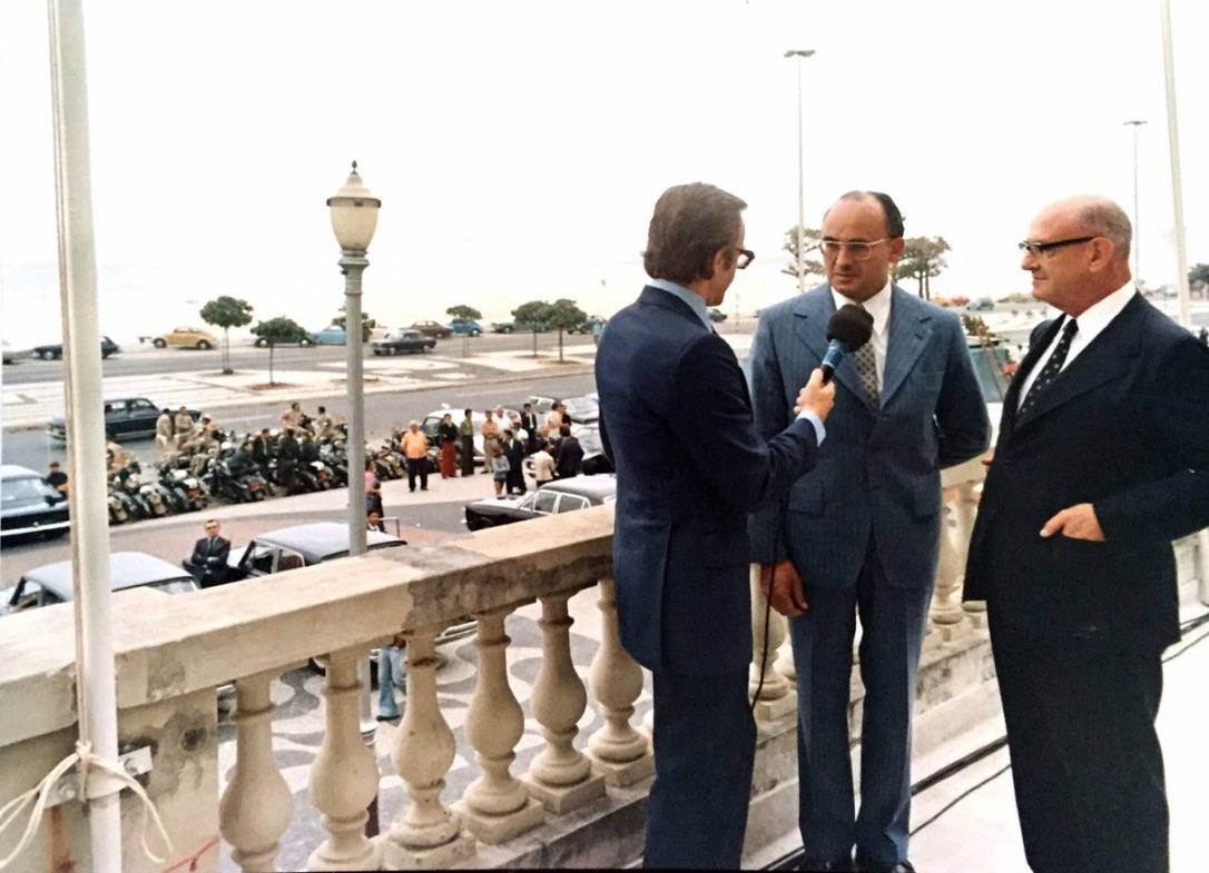 JacoZabludovsky's tweet photo. Luis Echeverría nunca dejó de estar presente en espíritu en la mansión de Magnolia, en San Jerónimo, que es el lugar donde estarán para siempre sus restos, junto a los de la compañera María Esther.

Este reportero está muy bien informado, con fuentes de primera mano.

#24Horas https://t.co/L9qTUZ5BKD