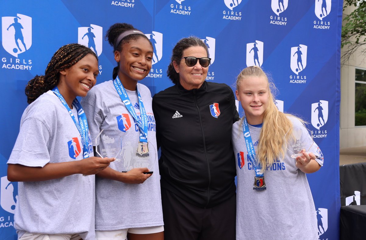 BreeBridges33's tweet photo. We did it…U-15 National Champions! This team, our coaches, this league…amazing. Thank you @TSJ_FCVirginia and @GAcademyLeague for always pushing us to be better⚽️ #Proud #GoFCV #GARising https://t.co/dlzd1CBk2i