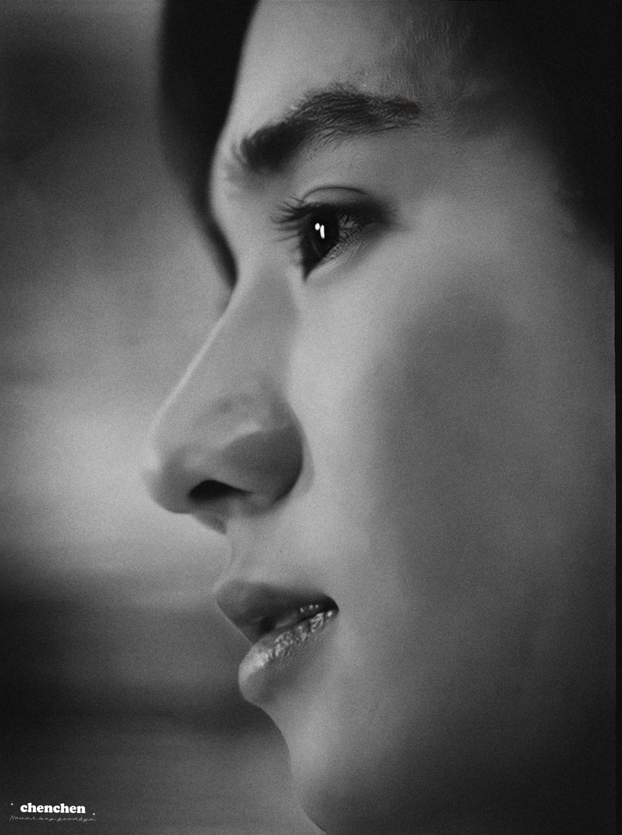 Hi，boy，Your eyes are as beautiful and shining as obsidian.
Maybe it's more like a black hole in the universe. When we see them, we are attracted to them, unable to struggle, and always fly to you.
<a href="/perthppe/">PERTHPPE</a>
#PerthTanapon 
#KDPPE

มายโค้ช ตอน10
#MyCoachEP10