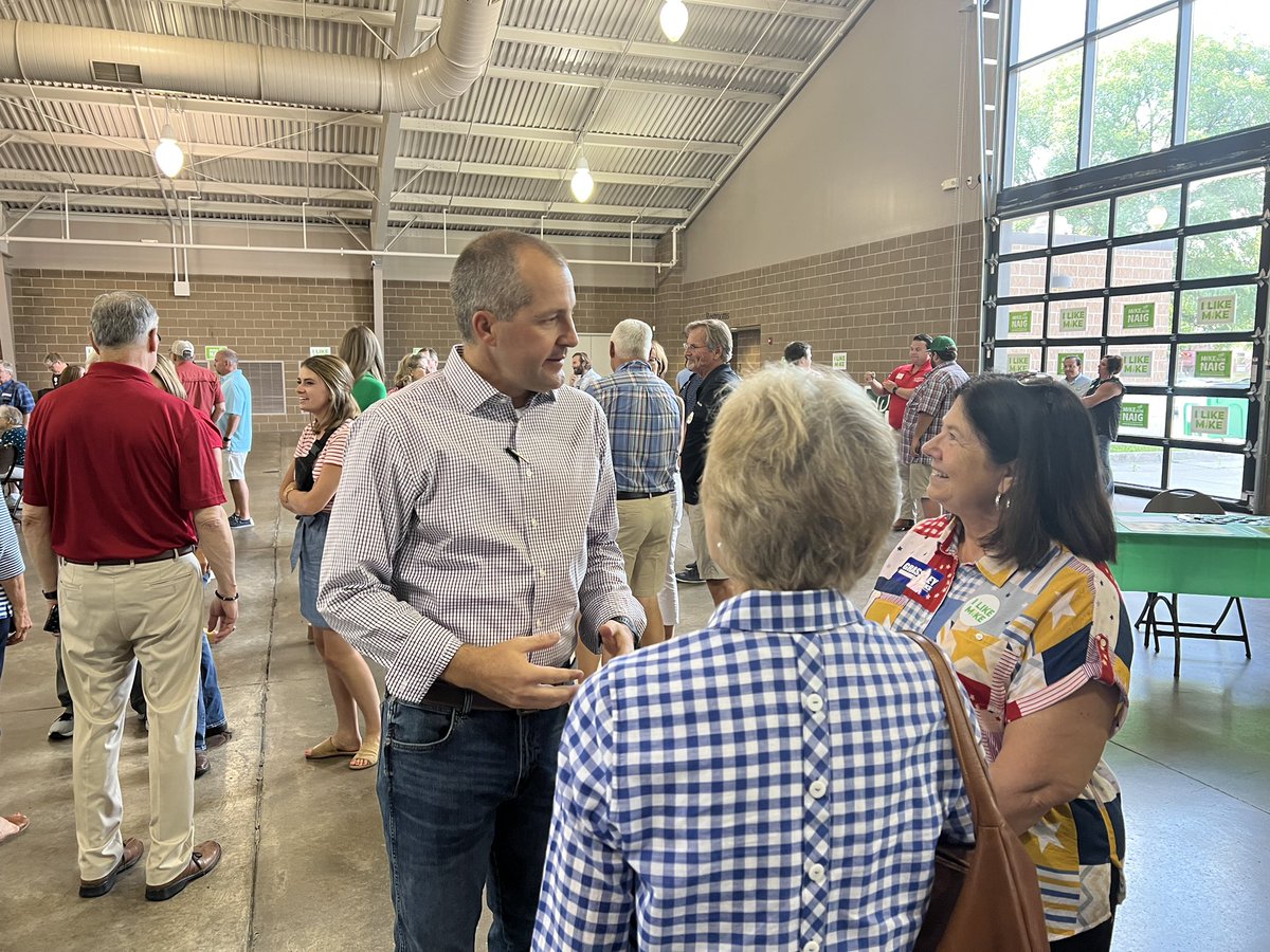 Thanks to everyone who came out last night to support the campaign at our Summer Cookout at the Fairgrounds A special shoutout to @KimReynoldsIA and @ChuckGrassley for being our featured speakers and the @IAcattlemen, @IowaPork, and @IowaTurkey for providing an amazing meal!