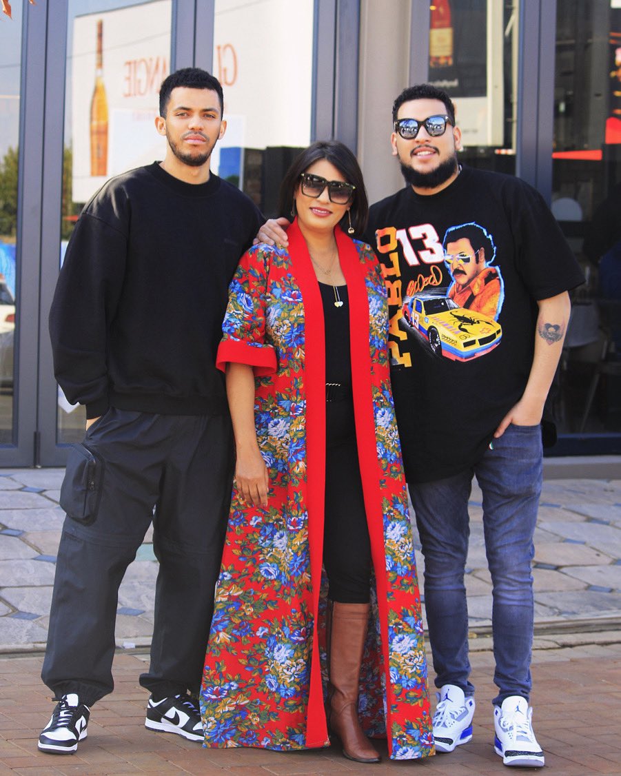 akaworldwide's tweet photo. Vilakazi Street with the family for the win 🏆… Happy Birthday Mom. 💜 https://t.co/ZATKPQUZ9A